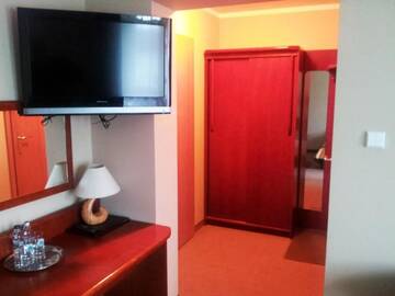 Фото номера Двухместный номер с 1 кроватью или 2 отдельными кроватями Отель Hotel Sypniewo г. Margonin 7